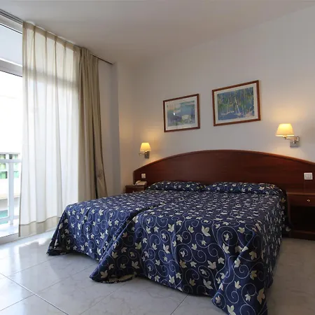 Hotel Aloe Canteras 3*